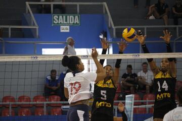 Alianza Lima dio un importante paso en la Liga Nacional Superior de Voleibol al derrotar por 3 a 0 al Túpac Amaru con parciales 22-25, 15-25,24-16 en una hora con 23 minutos de juego.