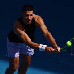 Alcaraz evita a Sinner, pero podría verse con Djokovic en cuartos