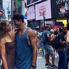 Así es Juan Betancourt, el actor, modelo y principal apoyo de Paula Badosa