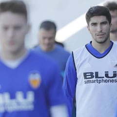 City, PSG y Barcelona lucharán por el fichaje de Carlos Soler