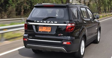 Changan ataca fuerte con el CX70