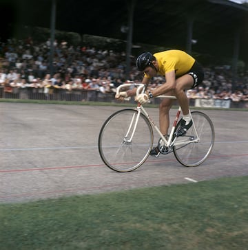 Eddy Merckx con el maillot amarillo del Tour de Francia de 1970