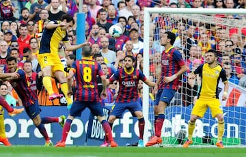 Godín marcó el gol del título en el Camp Nou.