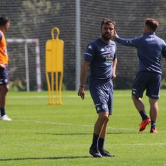 Albés: "Es un partido especial desde el amor, no desde el odio"