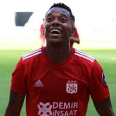 Robinho se sale en Turquía