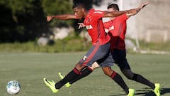Orlando Berrío hace primera práctica con el Flamengo
