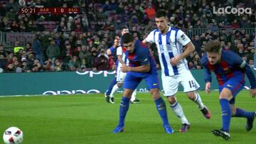 Otra vez Luis Suárez: agresión sin balón a Yuri