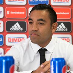 La historia del bochornoso comunicado de Chivas que leyó Marco Fabián