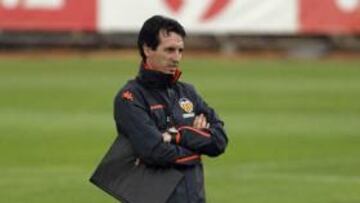 Emery se lleva a todos los jugadores disponibles a Praga