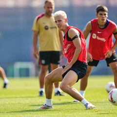 Will Dani Olmo play for Barcelona against Athletic in LaLiga after Gündogan’s departure?