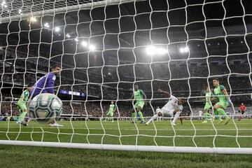 Rodrygo marcó así el primer gol del partido que enfrentaba al Madrid y al Leganés el pasado miércoles en el estadio Santiago Bernabéu.