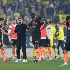 Aprobados y suspensos del Valencia: Diakhaby falla y el equipo pierde dos puntos en el 89´