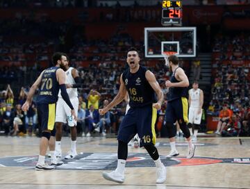 Kostas Sloukas.