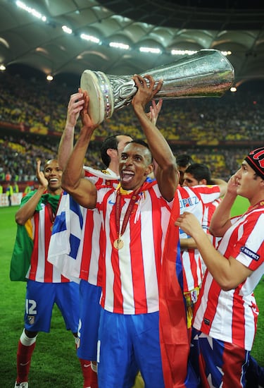 Llegó en 2004 a la capital española para su fichaje por el Atlético de Madrid. Jugó 314 partidos totales con la elástica rojiblanca, 224 de ellos en competición liguera. En sus 8 temporadas en el club levantó 2 Europas League, 1 Supercopa de Europa y una Copa Intertoto de la UEFA.