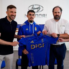 Roberto Suárez, director deportivo del Oviedo: “Consideramos que Ilic puede ser un futbolista importante”