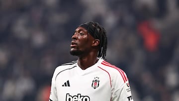 Tammy Abraham durante un partido con el Besiktas.