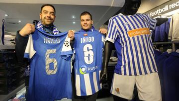 Intercambio de las camisetas de Iñigo Martínez