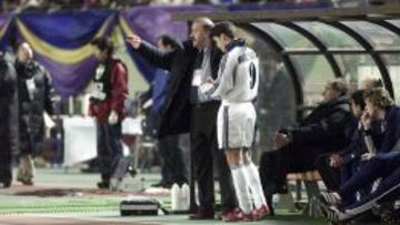 Del Bosque, con Morientes, en 2000.