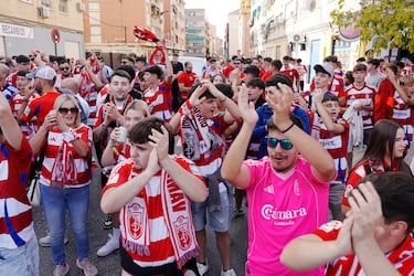 Las Federaciones de Peñas del Cádiz y Granada se pronuncian tras los altercados entre radicales en la ciudad nazarí