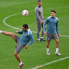 Golpe en la mesa de Simeone, que revoluciona el once