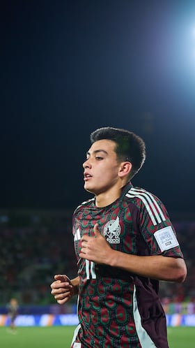 Gilberto Mora of Mexico during FIFA U-20 Mens World Cup Chile 2025 match between Chile and Mexico (Mexican National Team) as part Round of 16 at Elias Figueroa Brander Stadium, on October 07, 2025 in Valparaiso, Chile.