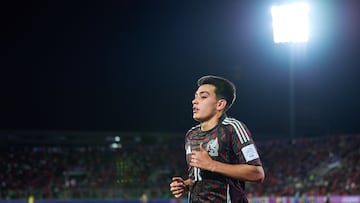 Gilberto Mora of Mexico during FIFA U-20 Mens World Cup Chile 2025 match between Chile and Mexico (Mexican National Team) as part Round of 16 at Elias Figueroa Brander Stadium, on October 07, 2025 in Valparaiso, Chile.