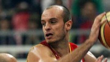 <b>SERÁ PAPA.</b> Jimenez deja la concentración momentaneamente para poder asistir al nacimiento de su hijo.