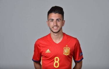 Three Spanish players feature in The Guardian's ‘Class of ‘99’