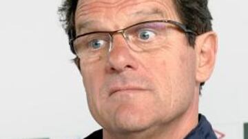 Capello, que tiene contrato con Inglaterra hasta la Eurocopa de 2012, espera firmar otro nuevo antes de viajar a Sudáfrica para la disputa del Mundial.