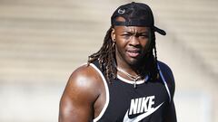 LOS ANGELES, CALIFORNIA - FEBRUARY 12: Larry Ogunjobi #65 of the Cincinnati Bengals looks on during practice in preparation for Super Bowl LVI at UCLA's Drake Stadium on February 12, 2022 in Los Angeles, California. The Bengals will play against the Los Angeles Rams in Super Bowl LVI on February 13.   Ronald Martinez/Getty Images/AFP
== FOR NEWSPAPERS, INTERNET, TELCOS & TELEVISION USE ONLY ==