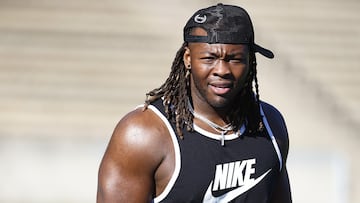 LOS ANGELES, CALIFORNIA - FEBRUARY 12: Larry Ogunjobi #65 of the Cincinnati Bengals looks on during practice in preparation for Super Bowl LVI at UCLA's Drake Stadium on February 12, 2022 in Los Angeles, California. The Bengals will play against the Los Angeles Rams in Super Bowl LVI on February 13. Ronald Martinez/Getty Images/AFP
== FOR NEWSPAPERS, INTERNET, TELCOS & TELEVISION USE ONLY ==