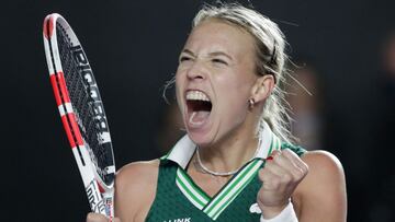 Anett Kontaveit celebra su victoira ante Maria Sakkari en semifinales del WTA Masters.