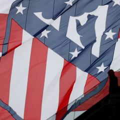 La afición del Atlético se moviliza por unos #BalconesRojiblancos