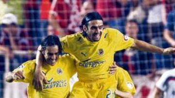 <b>FUTURO INCIERTO. </b>Robert Pires quiere renovar con el Villarreal por otra temporada.