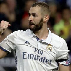 Benzema supera a Di Stéfano con 50 goles en Champions