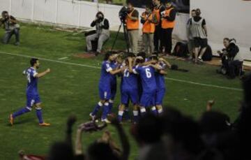 0-1. San José celebra el primer gol con sus compañeros.