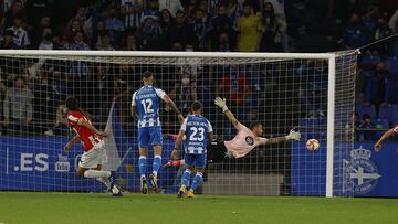 Partido Deportivo de La Coruña - Logroñes. gol Logroñes Mackay