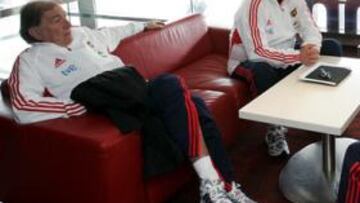 <b>LA REUNIÓN TÉCNICA. </b>Grande, Del Bosque, Miñano y Paco Jiménez, ayer en Kaunas.