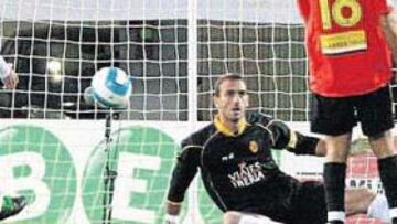 <b>NUEVA ALEGRÍA. </b>EL Mallorca logró la segunda victoria de la temporada en casa pese al empuje del Recre tras hacer el 2-1.