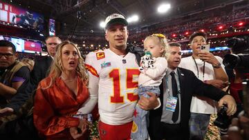 GLENDALE, ARIZONA - FEBRUARY 12: Patrick Mahomes #15 of the Kansas City Chiefs celebrates with his wife Brittany Mahomes and daughter Sterling Skye Mahomes after the Kansas City Chiefs beat the Philadelphia Eagles in Super Bowl LVII