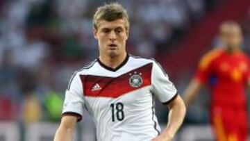 Kroos acaba contrato en 2015 y el Madrid apretará por traerle este verano.