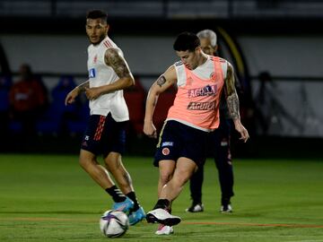 Reinaldo Rueda dirigió su segunda práctica antes del partido ante Bolivia en Barranquilla del 24 de marzo.