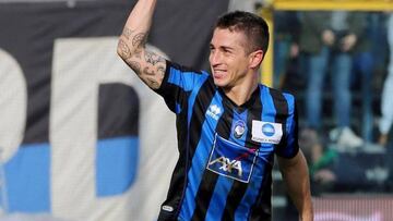 Carmona se desvincula de Atalanta y se acerca a la U