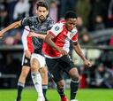 Luis Sinisterra anota en victoria de Feyenoord en Conference L.