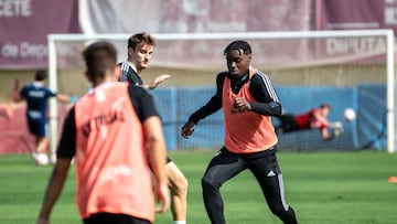 Duelo en la zona alta