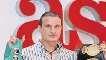 <b>EL CINTURÓN DE CAMPEÓN EN SUS MANOS. </b>Castillejo espera la notificación del análisis de Carrera para que se confirme el positivo.