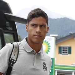 Varane, con un problema bucal
