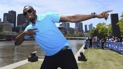El atleta jamaicano Usain Bolt posa para los fot&oacute;grafos con motivo de su asistencia a la presentaci&oacute;n de las Series Nitro de Atletismo en Vitoria, Australia, el 4 de noviembre de 2016. 