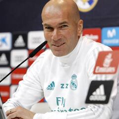 Zidane todavía ve posible que Real Madrid gane LaLiga