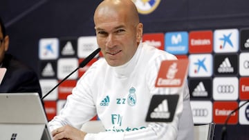 Zidane: "Para mí hay Liga, es difícil pero no imposible"